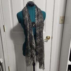 Elegant Black and Gray Women's Scarf